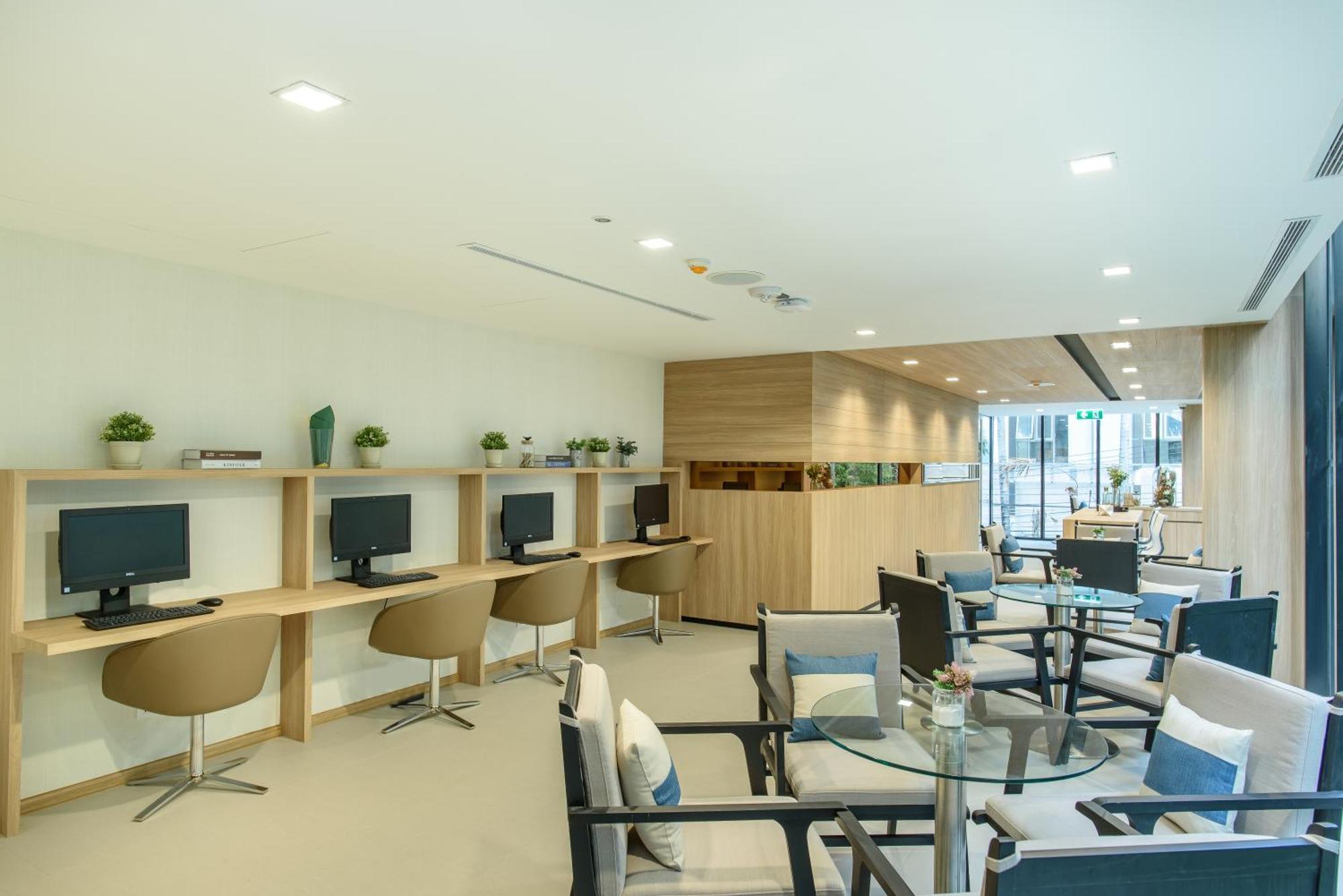 Alix Bangkok Hotel Экстерьер фото